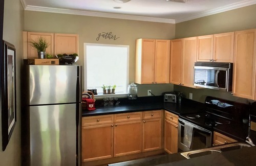 Dadeville Condo | Lake Martin Condo with Dock….30 minutes from Auburn’s Campus!
