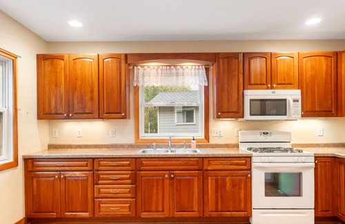 Macatawa House | Lake Michigan Beach Cottage #2!