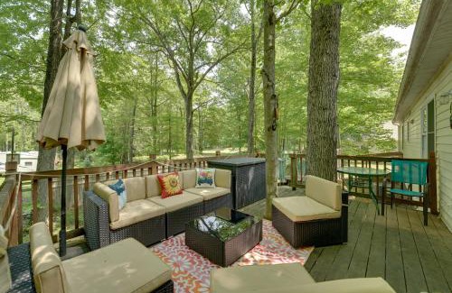 Mears House | Lake Michigan Gem Less Than Half-Mi to Private Beach!