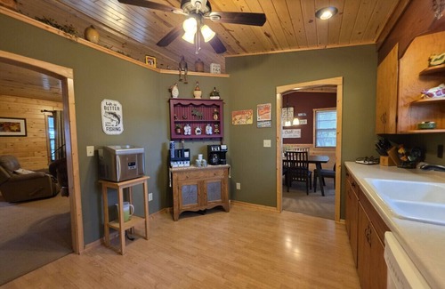 Markville Cabin | Lake Minerva - 2 Bedroom