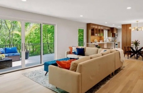 Mound House | Lake Minnetonka 4-bedroom home.