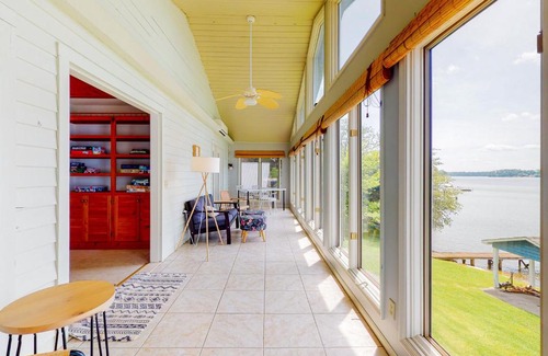 Prosperity House | Lake Murray Adventures