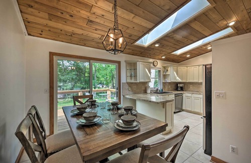 Delafield House | Lake Nagawicka Home - 2 Blocks to Boat Launch