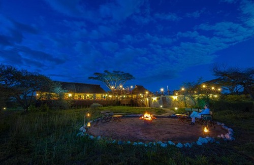 Sinoni Cabin | Lake Ndutu Luxury Tented Lodge