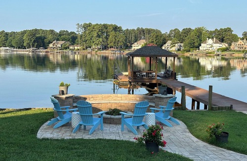 Mayhew House | Lake Norman lake front retreat - lower unit, pet friendly.