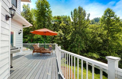 Maynardville House | Lake Norris Epic Aqua Haven