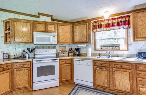 Baudette Cabin | Lake of the Woods & Rainy River Fishing Base Camp!