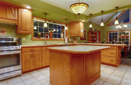 Town of Jerusalem House | Lake Shore Lodge: On Keuka Lake & Near Wine Trail