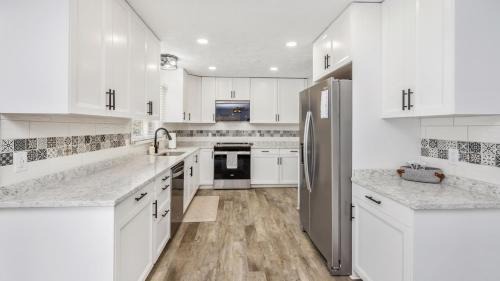 Escanaba Villa | Lake Shore Luxury