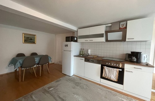 Ammerland Apartment | Lake Starnberg: Maisonette with wood-burning stoves, balcony, bathrooms