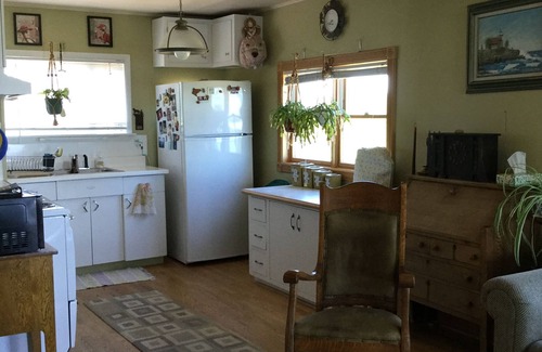 Lake Linden Cottage | Lake Superior Cottage on Sandy Beach, cl. houghton, calumet, LL Sunrise, beach