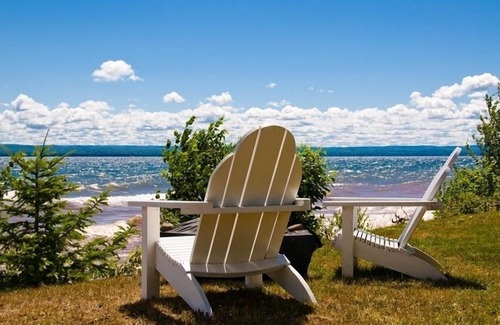 Pelkie Cottage | Lake Superior Cottage with Spectacular View and fiber optic high speed internet