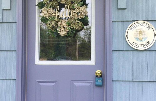 Pelkie Cottage | Lake Superior Cottage with Spectacular View and fiber optic high speed internet