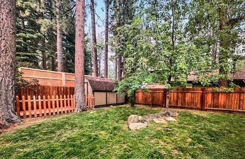 Pioneer Trail House | LAKE TAHOE HAVEN VACATION HOME