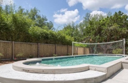 Apache Shores Villa | Lake Travis White Dove Estate