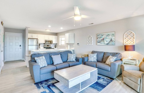 Lake of the Ozarks Condo | Lake View & Boat Slip: Osage Beach Retreat!