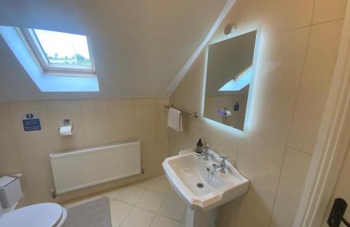 County Mayo House | Lake View Doubleroom&private Bath