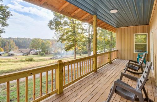 Farmington House | Lake-View Home in Statham with On-Site Fishing