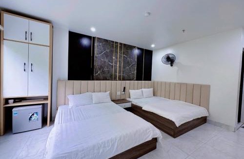 Cat Hai Hotel | Lake View Hotel