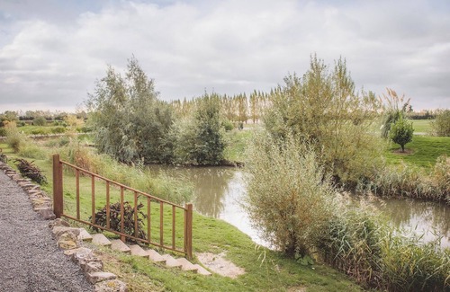 Old Leake Cottage | Lake View Lodges - 25074