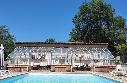 Linxe House | Lake view loft rental 5 people Château Belle Epoque Landes