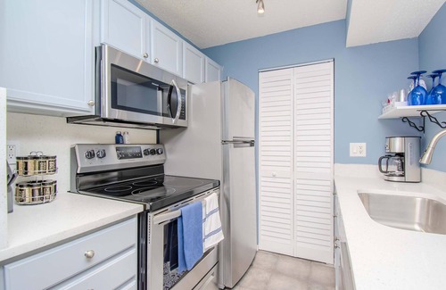Brandon Condo | Lake View - Tennis Court View - 2 Bedroom 2 Bath