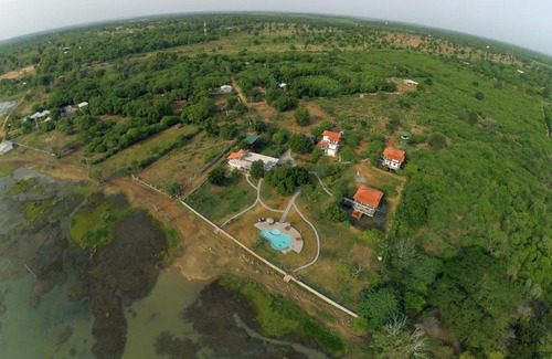 Weerawila Resort | Lake Villa Resort