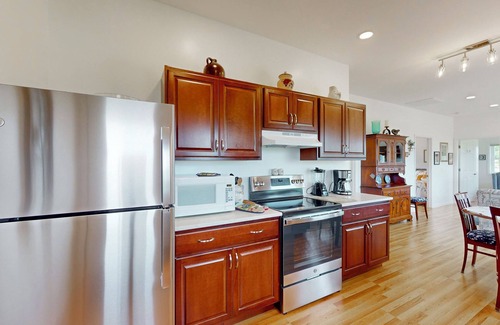 Hammondsport House | Lake & Vineyard View