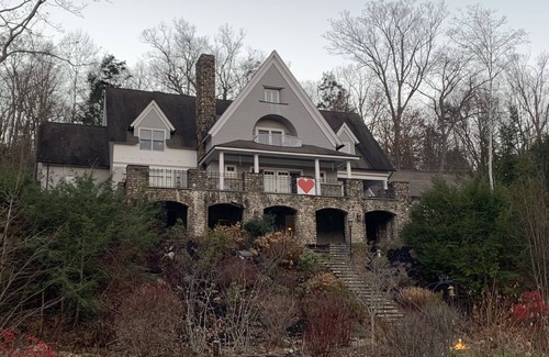 New Preston House | Lake Waramaug Luxury Retreat- Get Away from the City; Country Living at its Best