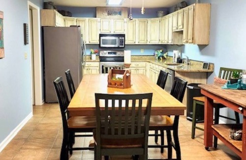 Lineville House | Lake Wedowee Pinewood Retreat.Location.Location.Location.
