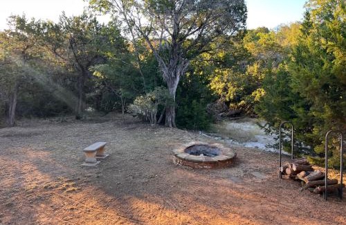 Morgan House | Lake Whitney Log Cabin