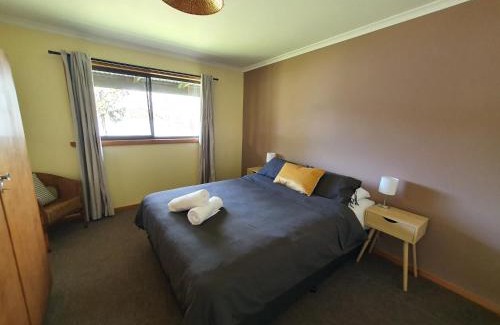 Rawlinna Apartment | Lake Yalleena Nature Retreat