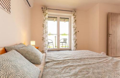 Szantod Apartment | Lake27apartman