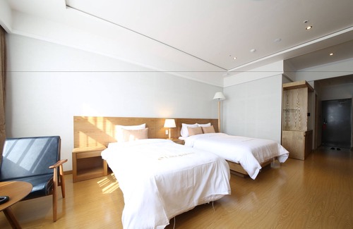 Naju Hotel | Lake45 Hotel
