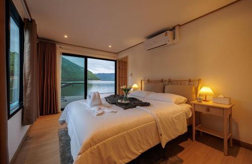Tha Kradan Boat Rental | Lakeation kanchanaburi
