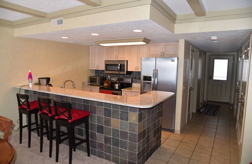 Boyne City Condo | Lakefront 2BR Condo on Lake Charlevoix