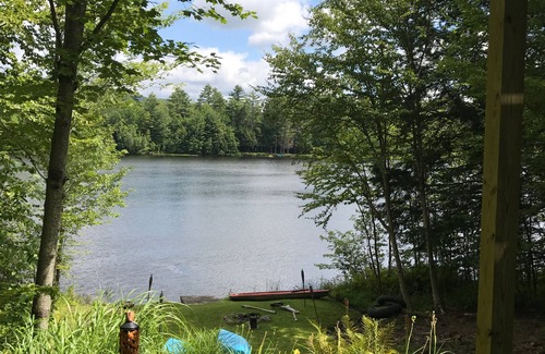 Woodsville House | Lakefront 3 Bed, 3 Bathroom log cabin in White Mountains