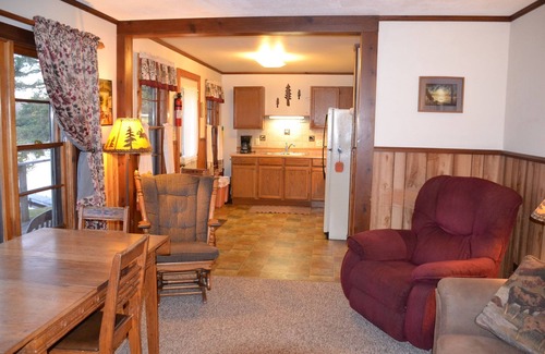 Watersmeet Cabin | Lakefront Cabin on Cisco Chain of Lakes