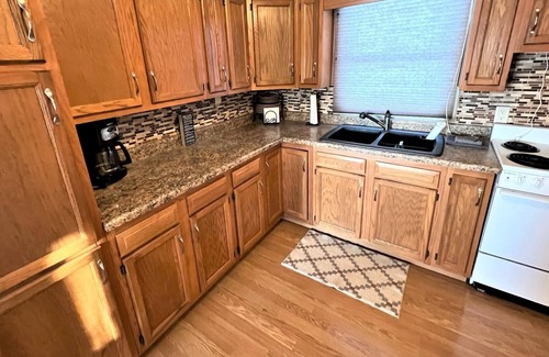 Spirit Lake Villa | Lakefront Cabin on Big Spirit Lake