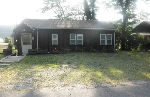Bethlehem Village Cottage | Lakefront Cottage On Quiet Lake, Private Dock, Private Beach Area, Boat Use