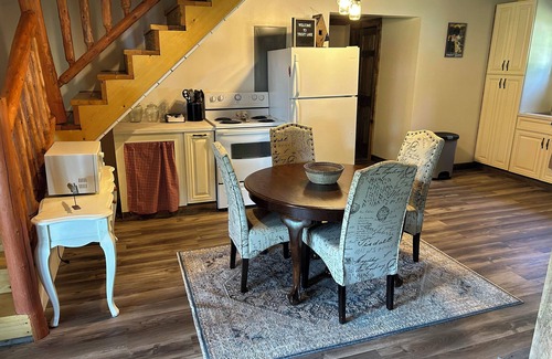 Town of Hermon Cottage | Lakefront cottage on Trout Lake at the foothills of the Adirondack Mountains.