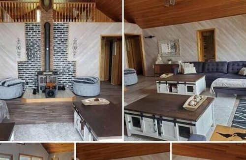 Douro-Dummer Cottage | Lakefront Cottage with Cozy Cabin Appeal