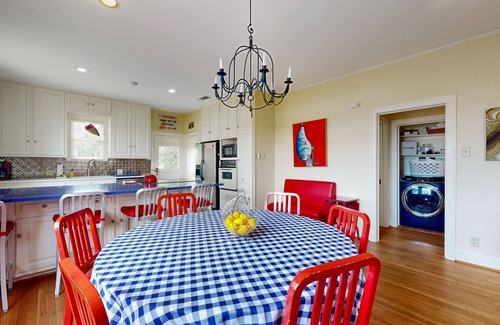 Silver Creek Village House | Lakefront cottage with 3 kayaks, waterside hammock