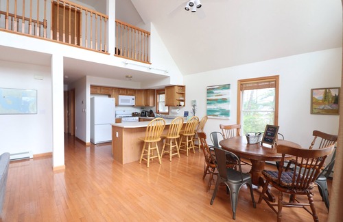 Wurtsboro House | Lakefront family friendly peaceful Catskills retreat!