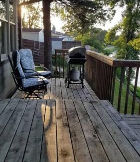 Howard Lake House | Lakefront Hideaway