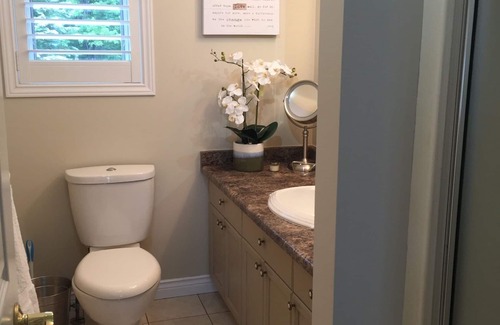 Carden House | Lakefront Home - 2bdrm Plus Bunkie