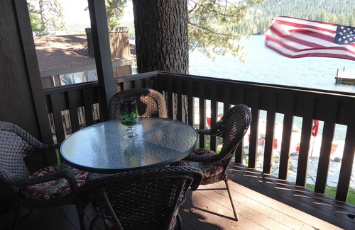 Truckee Condo | Lakefront Home at Donner Lake, Beautiful and Sunny