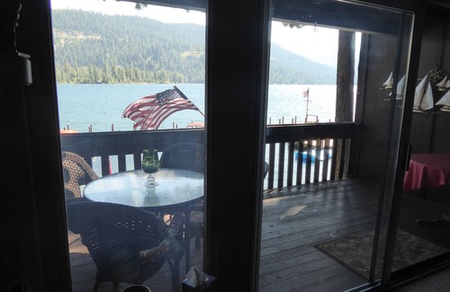 Truckee Condo | Lakefront Home at Donner Lake, Beautiful and Sunny