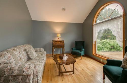 Deerwood House | Lakefront Home, lake views, Casual Elegance, Scrapbooking!