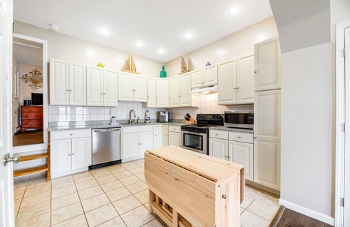 Rushville House | Lakefront home near golf with deck & two firepits - close to attractions